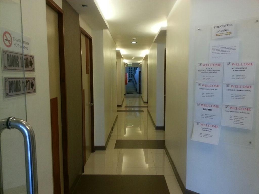 The Center Suites Cebu Eksteriør billede
