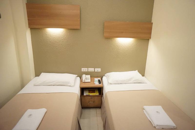 The Center Suites Cebu Eksteriør billede