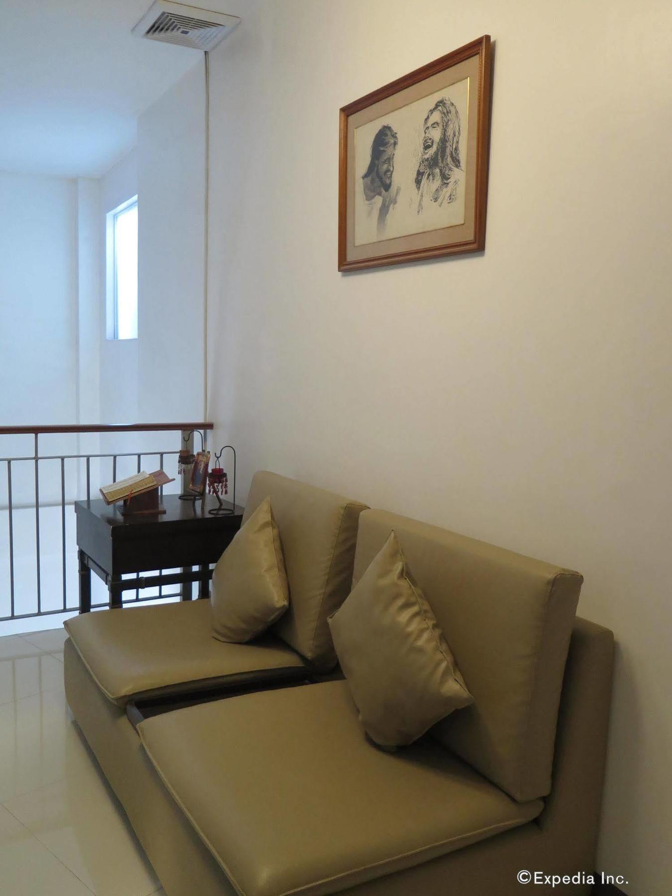 The Center Suites Cebu Eksteriør billede