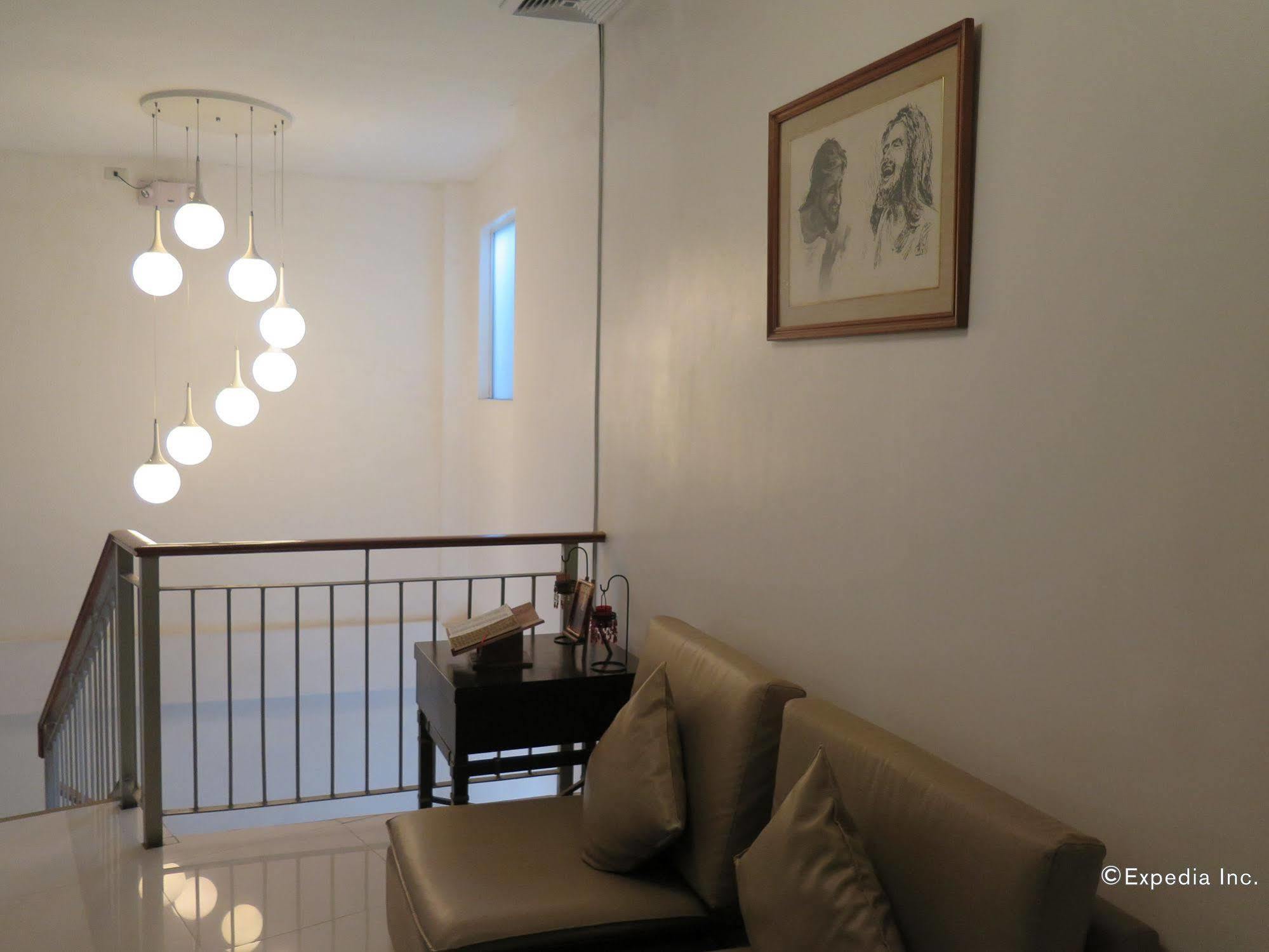 The Center Suites Cebu Eksteriør billede