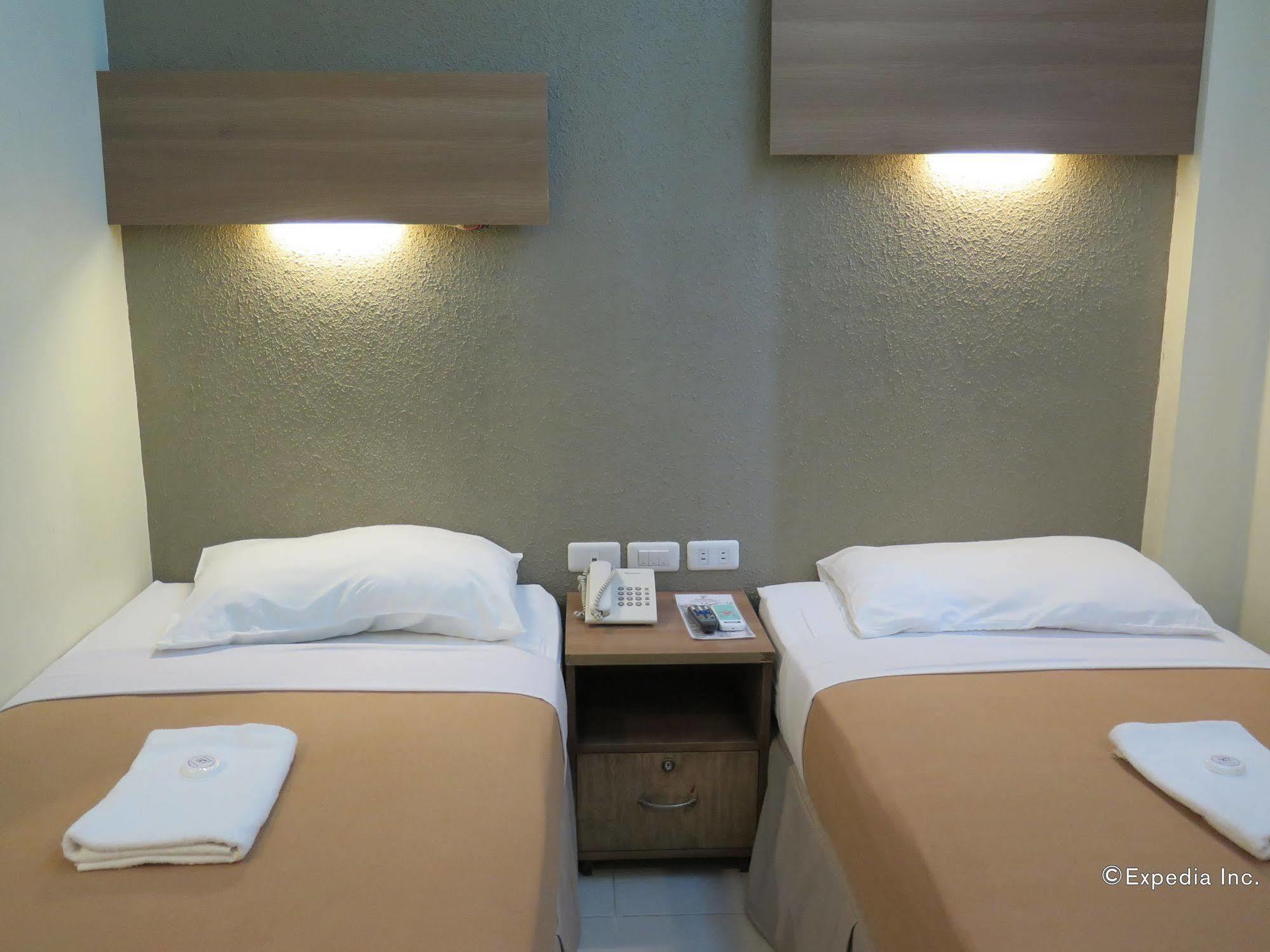 The Center Suites Cebu Eksteriør billede